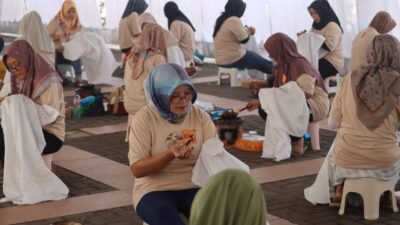 Semarakkan Hari Jadi Museum Batik, Puluhan Masyarakat Antusias Ikuti Lomba Membatik