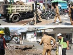 Tak Kenal Lelah !! Walikota Andrei Angouw Didampingi Kadis PUPR Kota Manado Johny Suwu Turlap Cek Perbaikan Infrastruktur