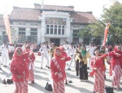 Peringati HBN 2024, Ribuan Warga Kota Pekalongan Flasmob Berbatik