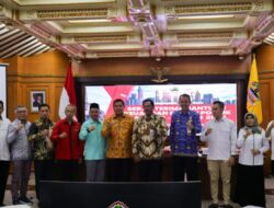 DPRD Jateng Hadiri Serah Terima Bankeu Parpol 2024