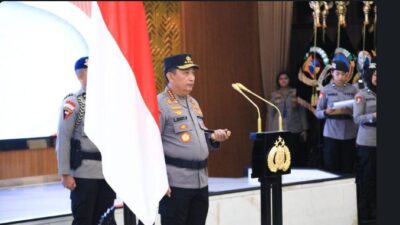 Kapolri Pimpinan Kenaikan Pangkat 4 Pati – Pamen Polri