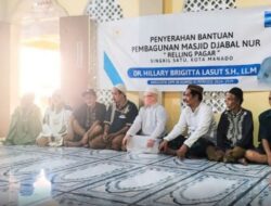 Anggota DPR-RI Hillary Brigita Lasut Serahkan Bantuan “Pagar Reling” di Masjid Djabal Nur