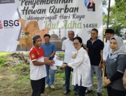 Idul Adha Penuh Berkah, Bank SulutGo Melalui BAPEKIS BSG Serahkan Bantuan Hewan Qurban Sebanyak 18 Ekor Sapi di Sulut dan Gorontalo
