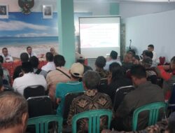 Pemkot Pekalongan Salurkan Banpot Triwulan II kepada Ketua RT/RW Kelurahan Padukuhan Kraton
