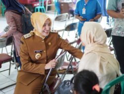 Warga Panjang Wetan Antusias Manfaatkan Pemeriksaan Dokter Spesialis