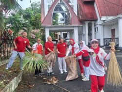 ASN Kemenag Manado Gelar Aksi Bersih-Bersih Rumah Ibadah Sambut HUT ke-80 RI