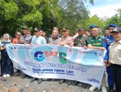 Gerakan Wisata Bersih Pantai dan Penanaman Pohon Mangrove Dilokasi Taman Wisata Alam Coral Batuangus Kasawari