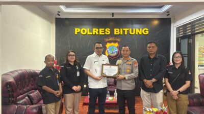 Kapolres Bitung Terima Penghargaan KPU, Bukti Sinergi Jaga Pilkada Damai