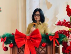 Sekda Minahasa Lynda Watania Hadiri Safari Natal di Tondano, Sampaikan Pesan Natal Bupati